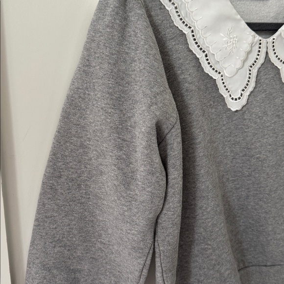 OLIVE Layered Collar Fleece Sweatshirt, Grey OS - Picture 6 of 12